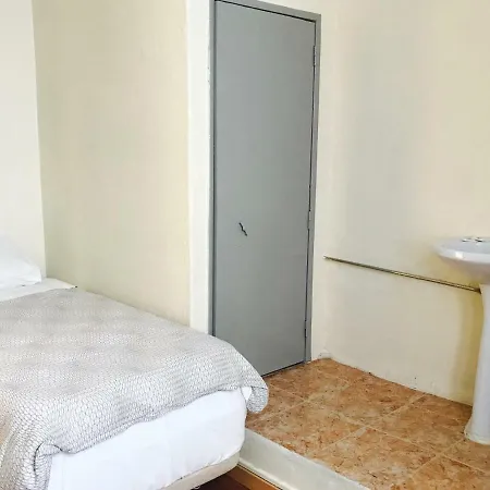 Gasthof Residencial Estrela De Camoes *