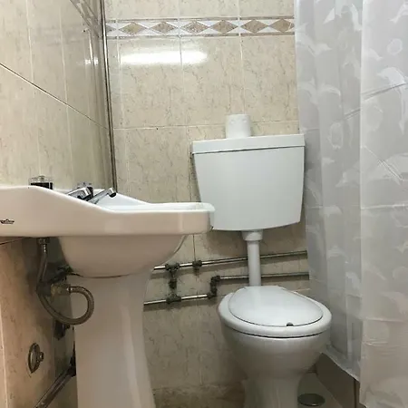 Residencial Estrela De Camoes Affittacamere Lisbona