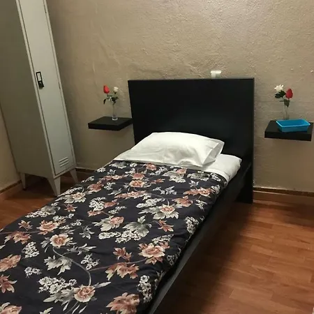 Residencial Estrela De Camoes * Lisbona